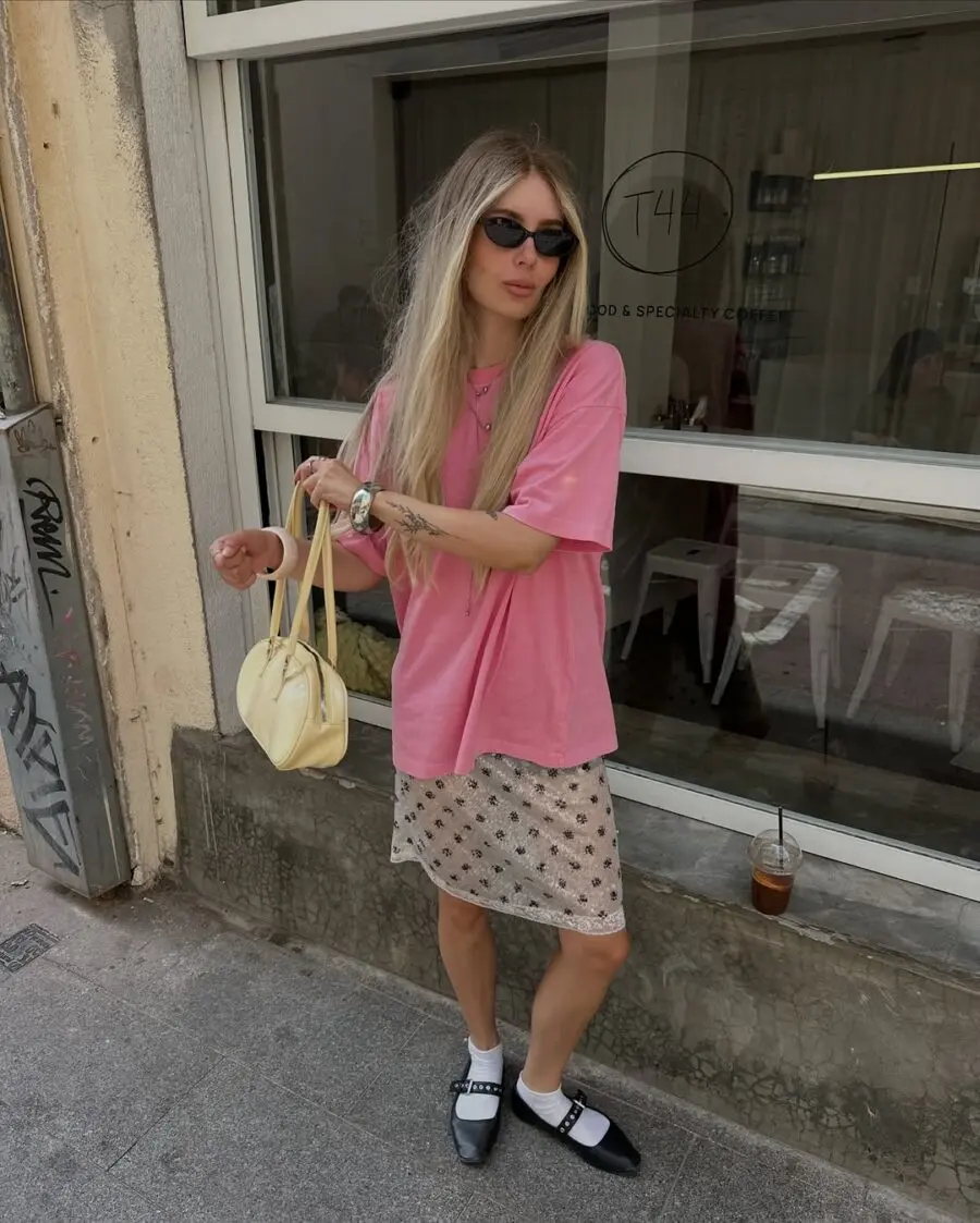 Effortless summer style with chic pink ensemble