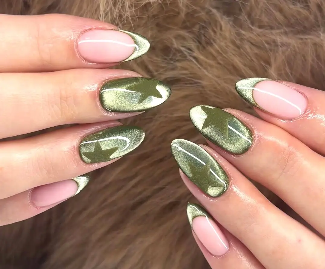 Chic Olive Cat Eye Nails with Star Accents