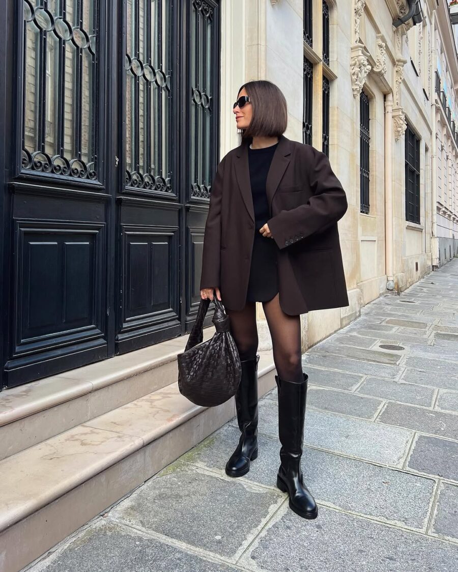 Chic Urban Look with Chelsea Boots