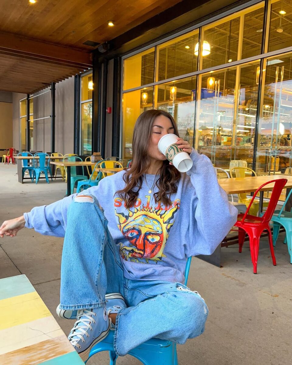 Chill vibes in a cozy street-style outfit