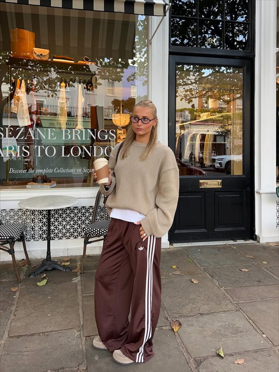 Chic and Cozy Comfy Outfit for Errands