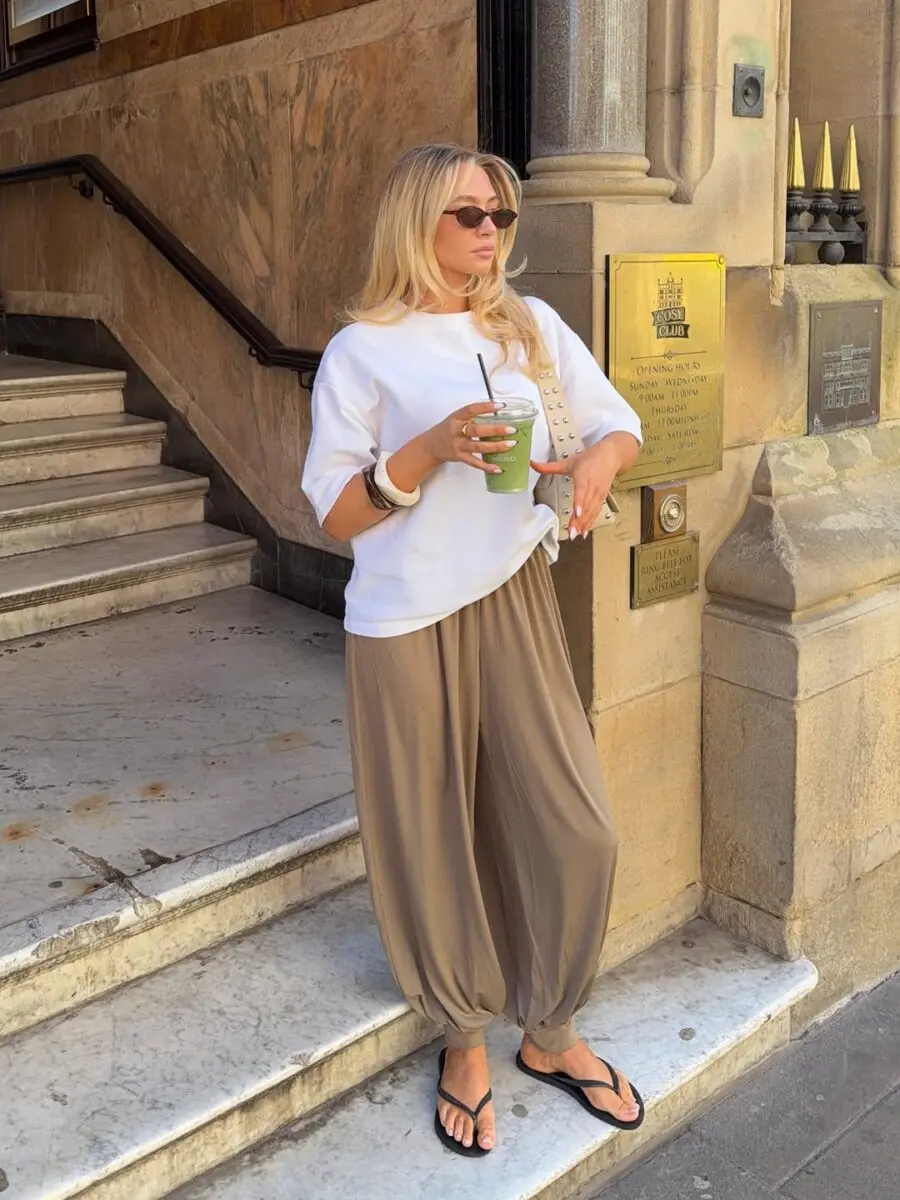 Chic and Cozy Street Style Ensemble