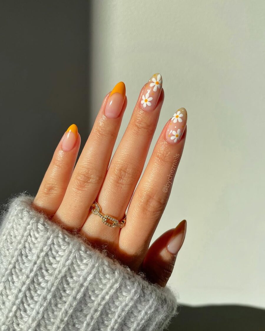 Charming Daisy Nails with a Sunny Twist