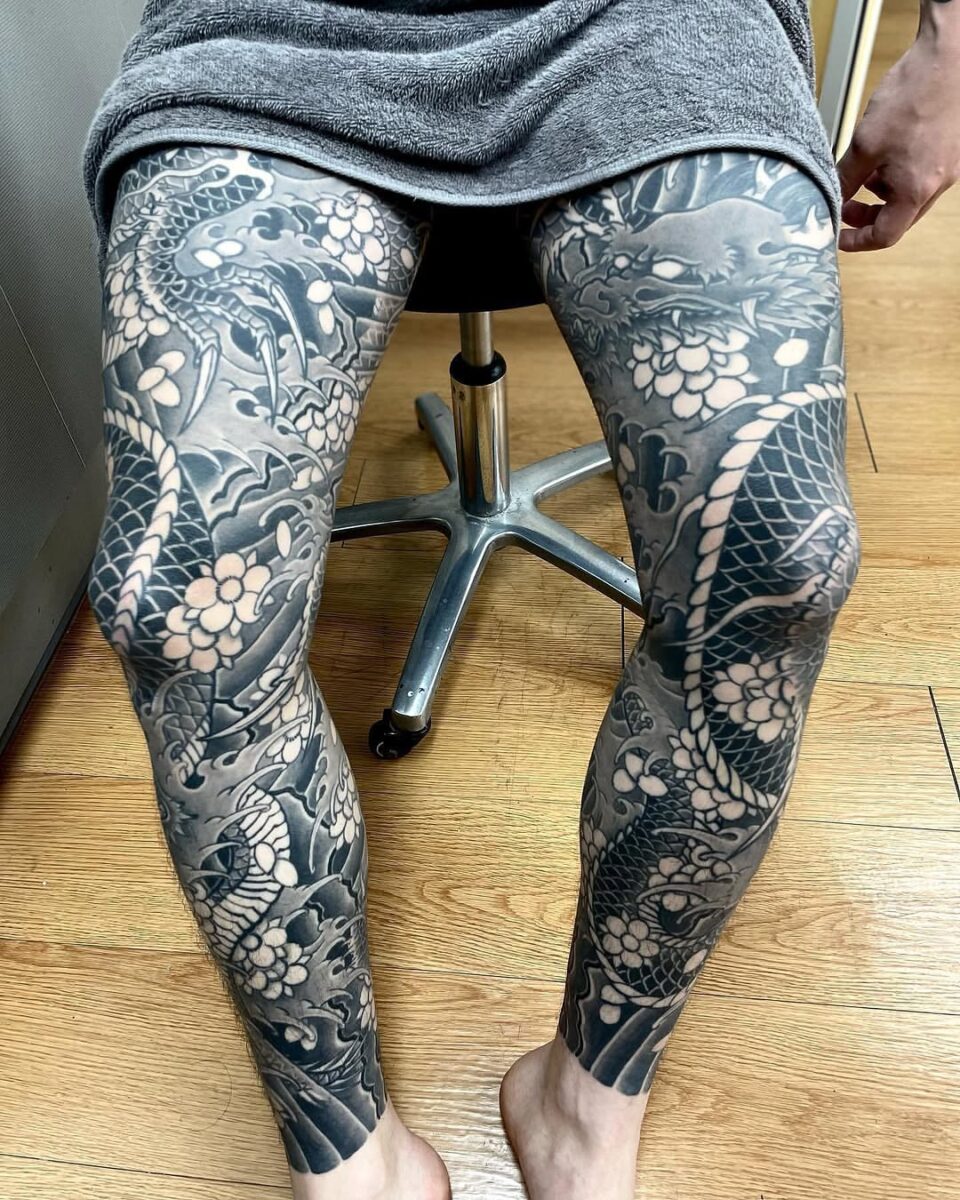 Stunning Yakuza Tattoo Leg Sleeve Art