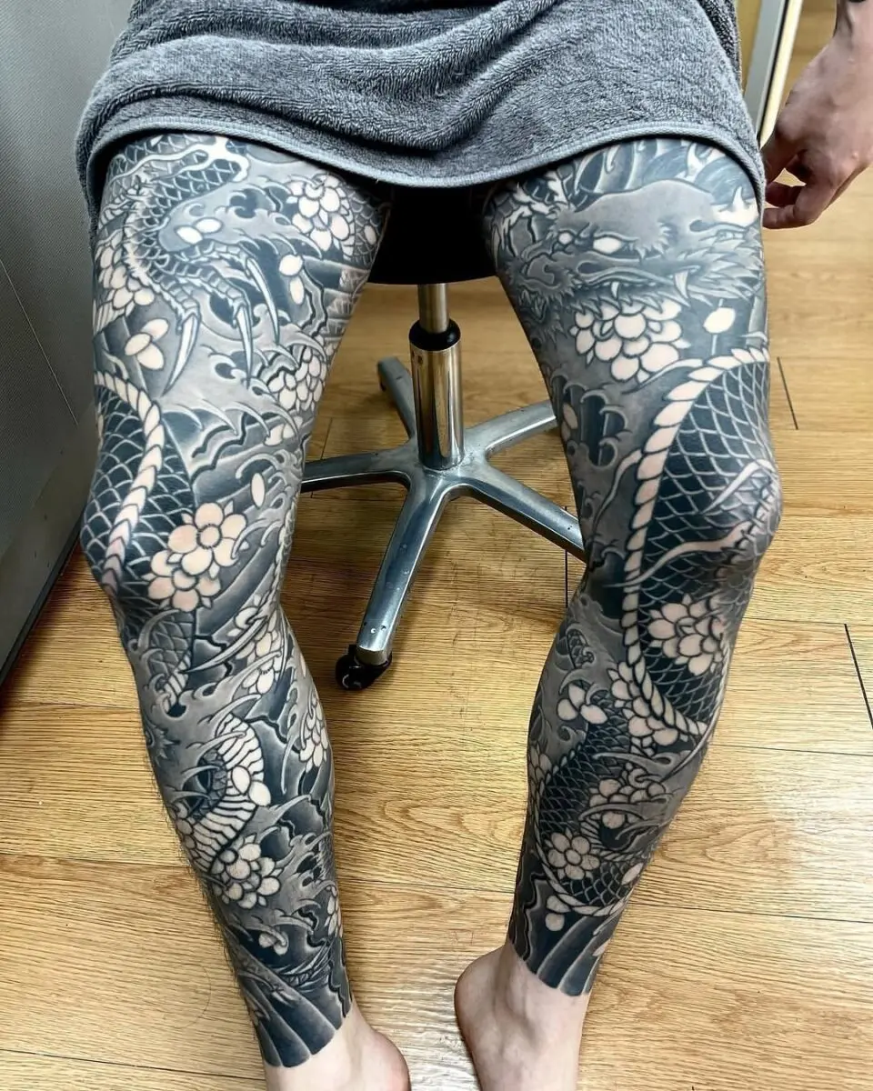 Stunning Yakuza Tattoo Leg Sleeve Art