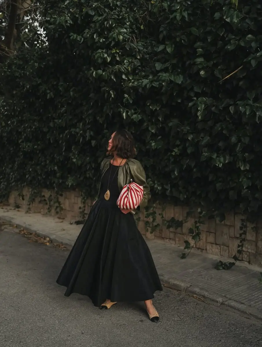 Chic Outfits Featuring a Timeless Black Dress