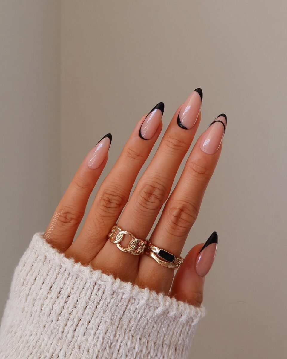 Chic black-tipped nails for office style
