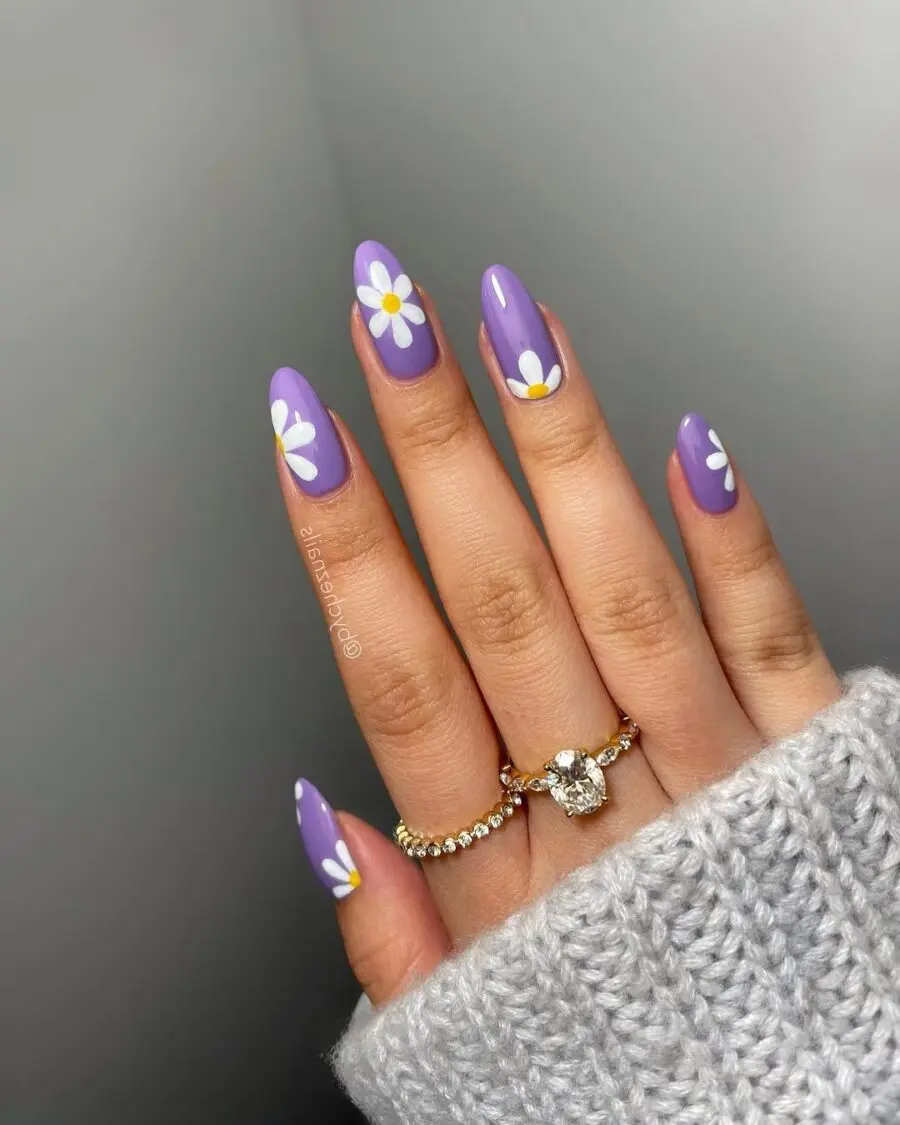Charming Purple Flower Nail Art for Spring