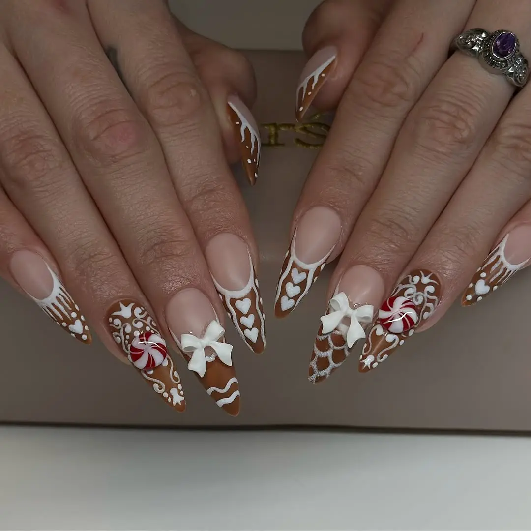 Exquisite gingerbread-inspired nail art for holidays