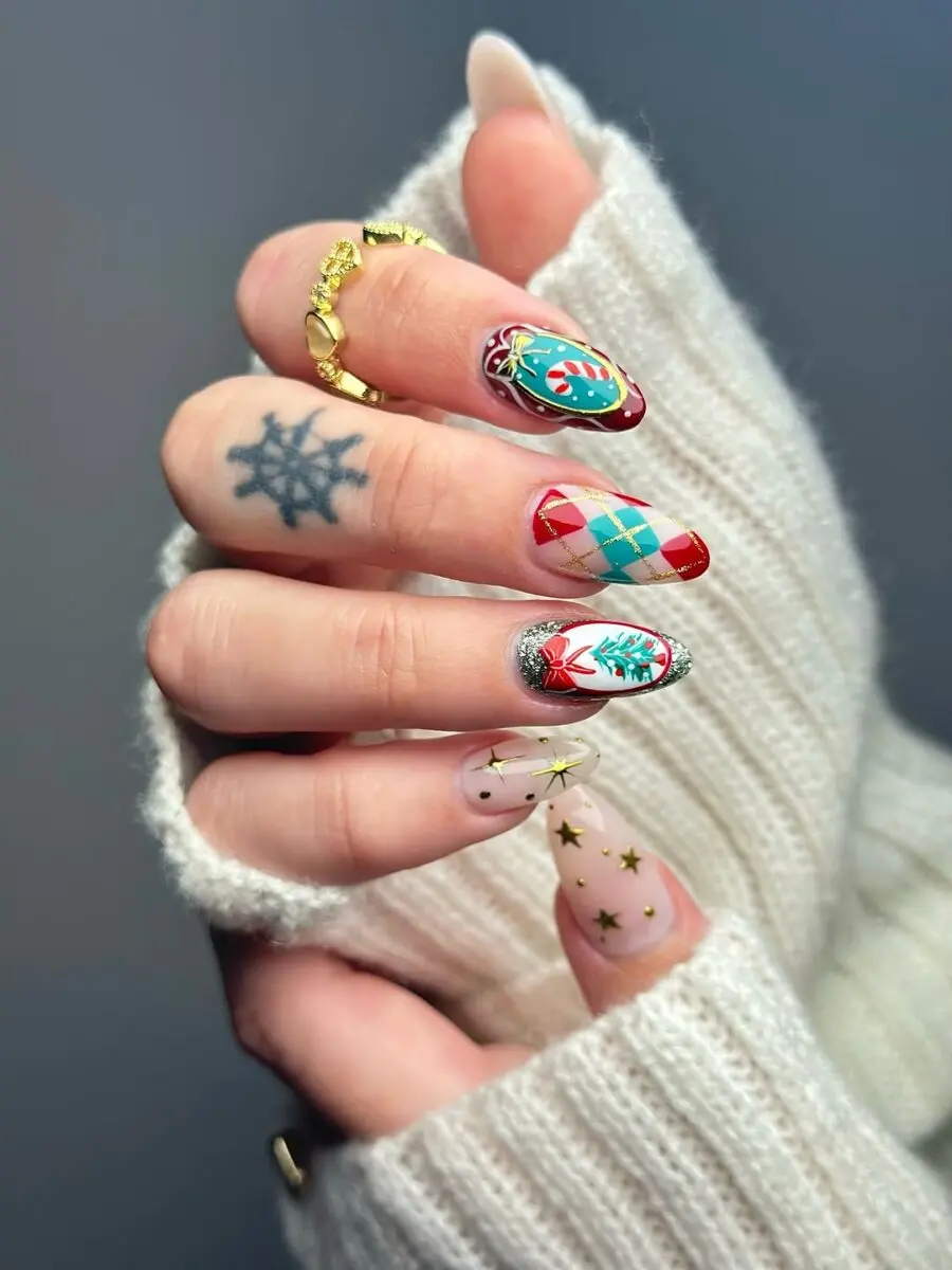 Festive gingerbread nail art highlights holiday spirit