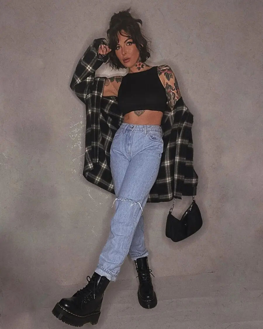 Edgy grunge look with bold contrasts
