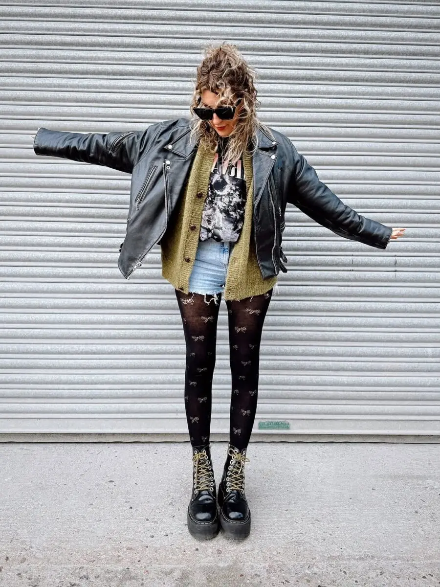 Edgy grunge style with vintage elements