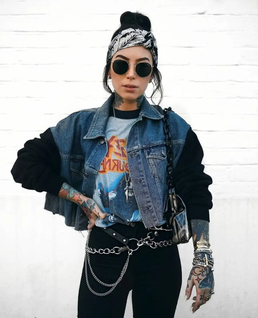 Grunge vibe with denim and bold accessories