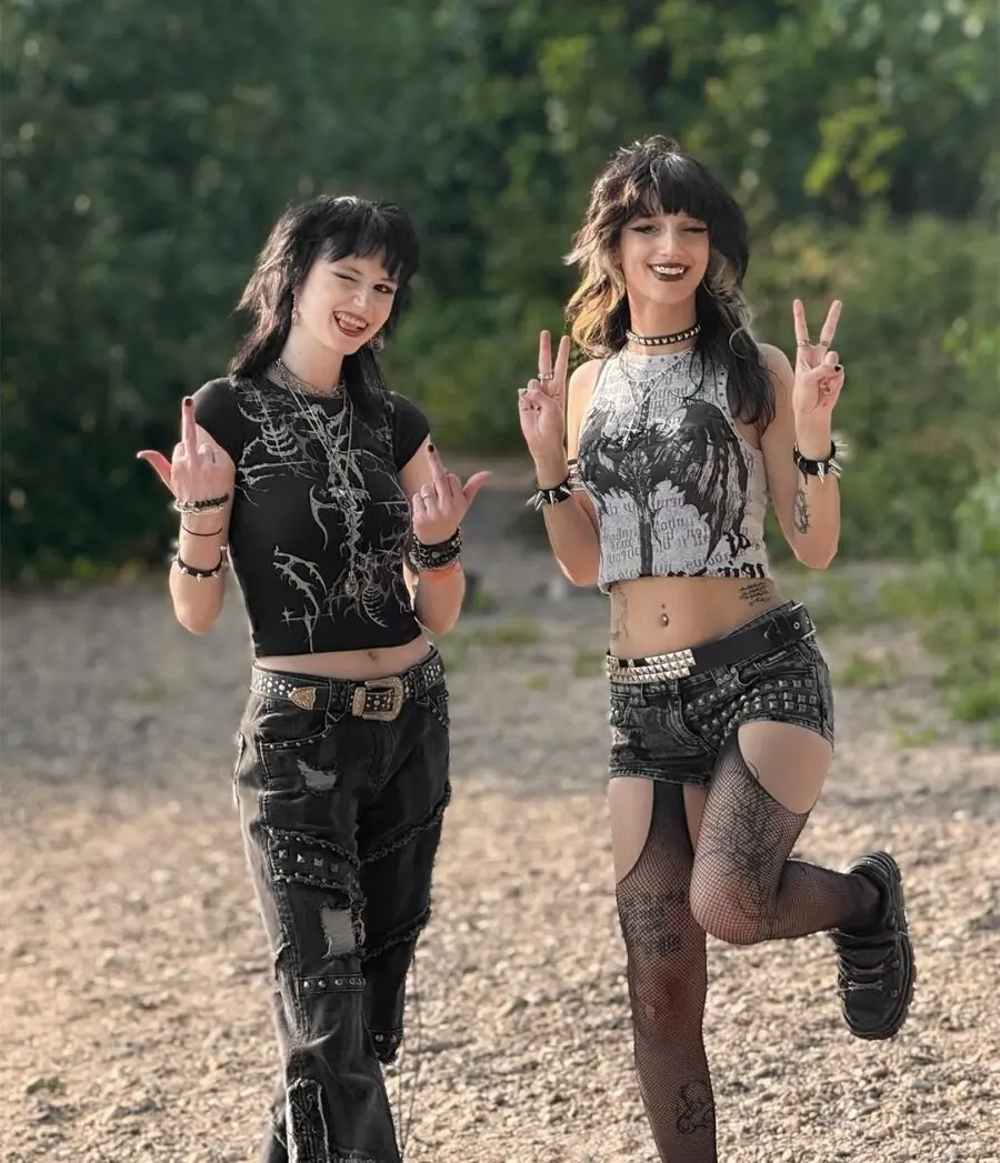 Bold Grunge Styles with Unique Flair