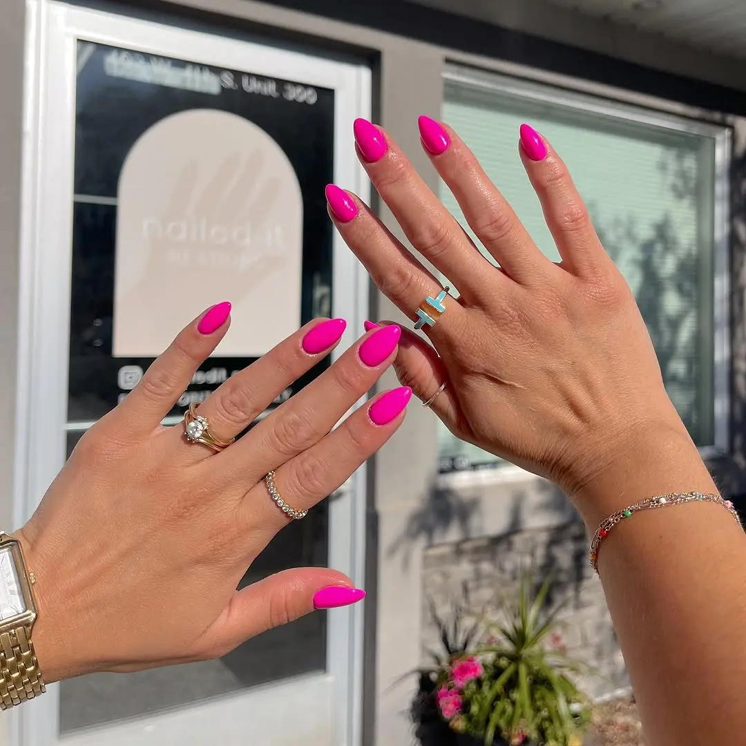 Trendy hot pink nails for bold statement