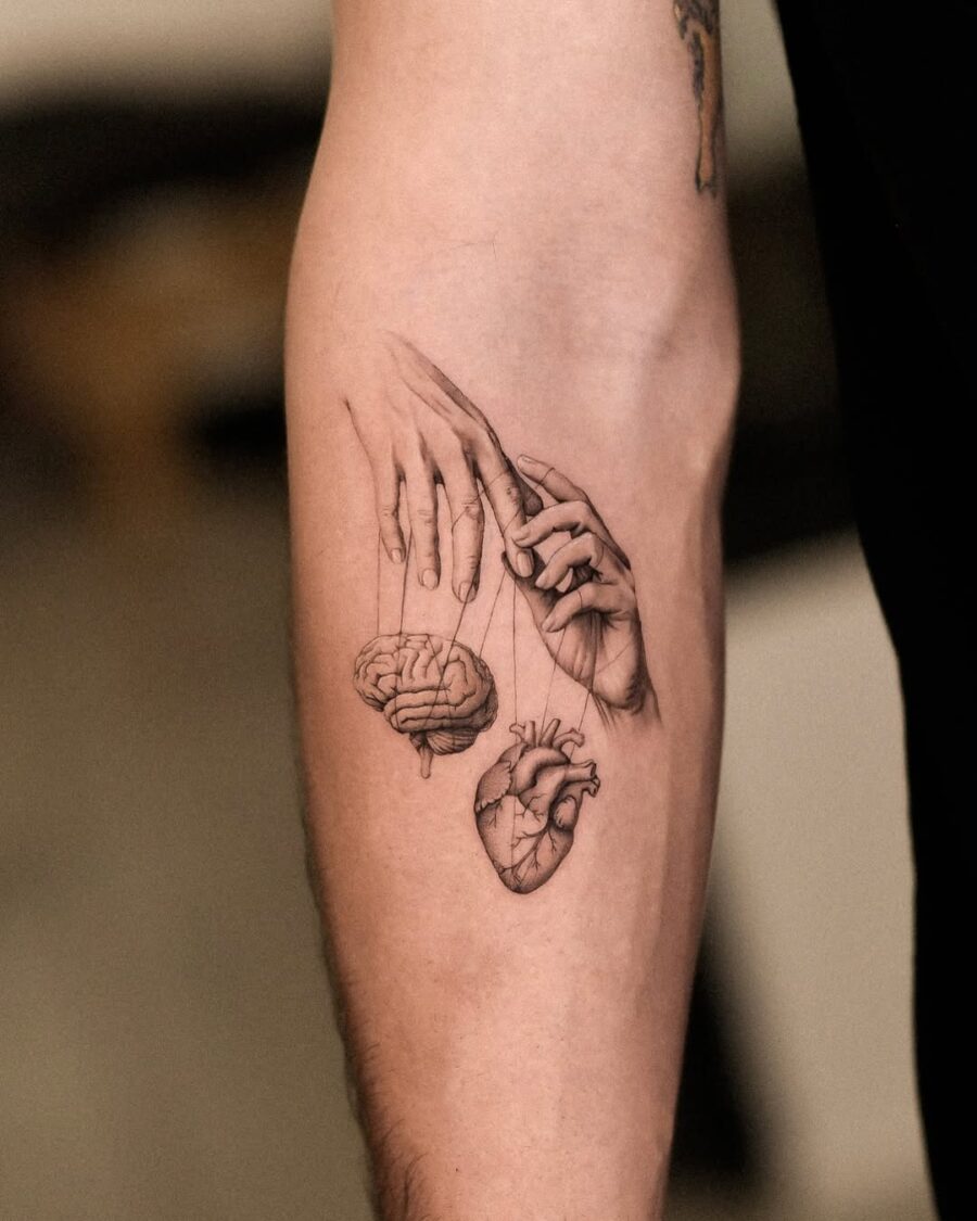 Symbolic hands connecting mind and heart