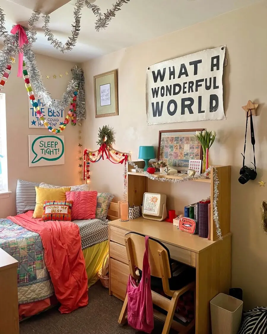 Vibrant and Cozy Minimalist Dorm Room Decor