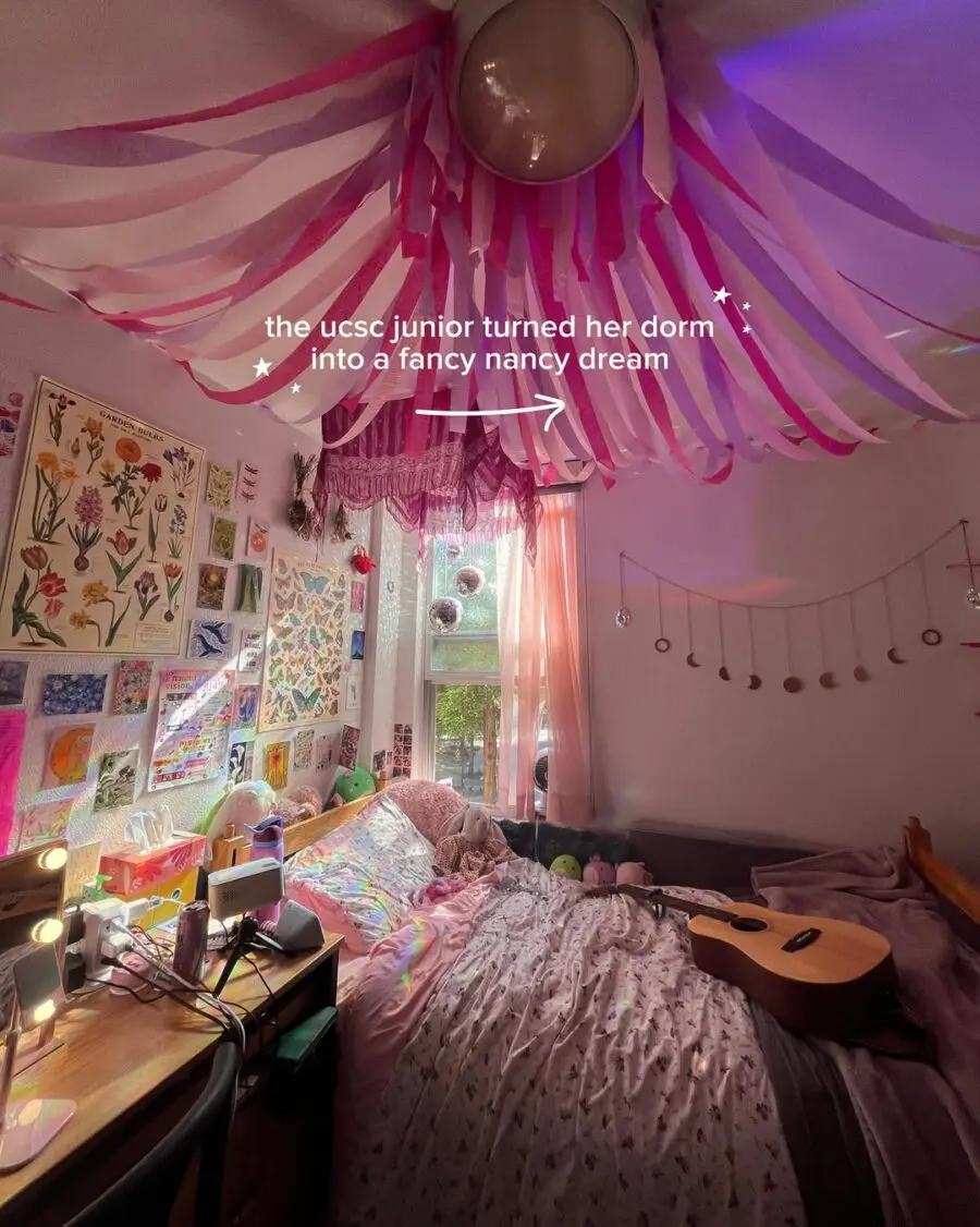 Cozy and Colorful Minimalist Dorm Vibes