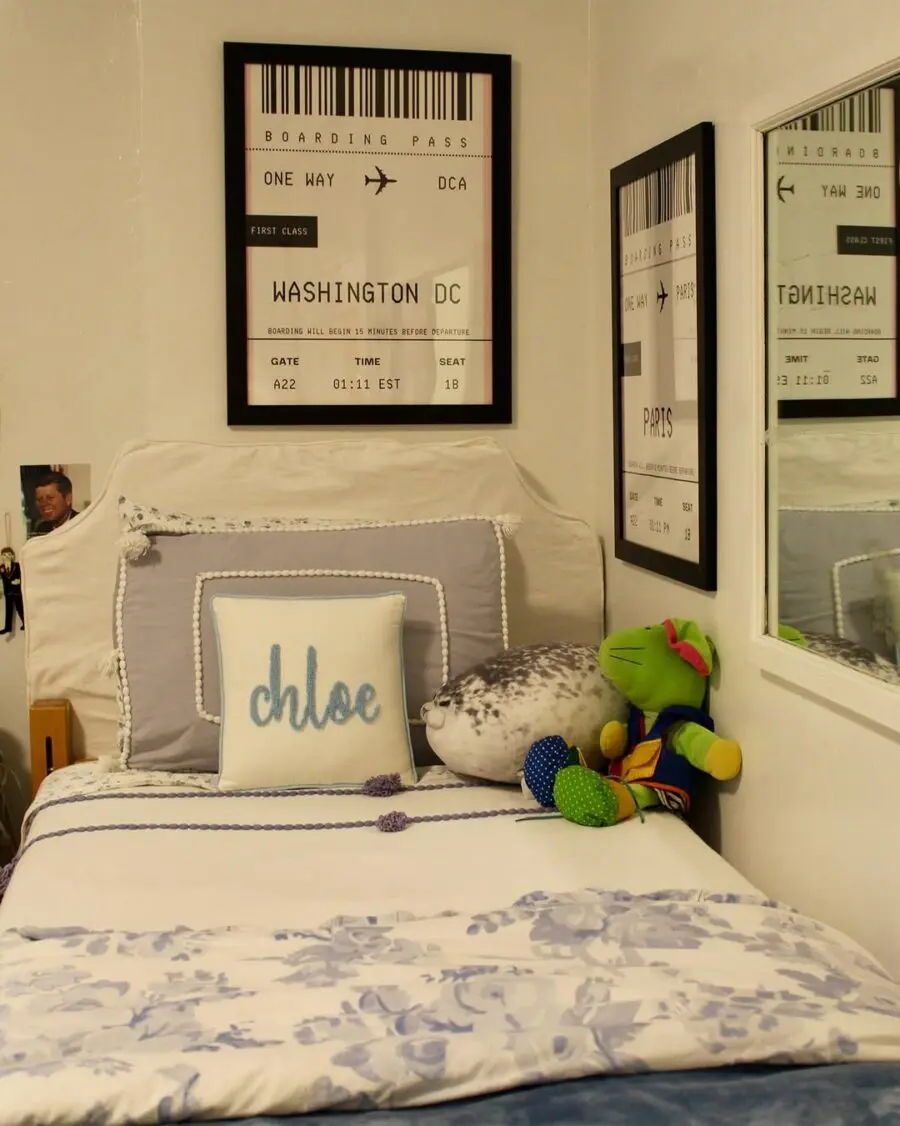 Cozy and personalized minimalist dorm decor