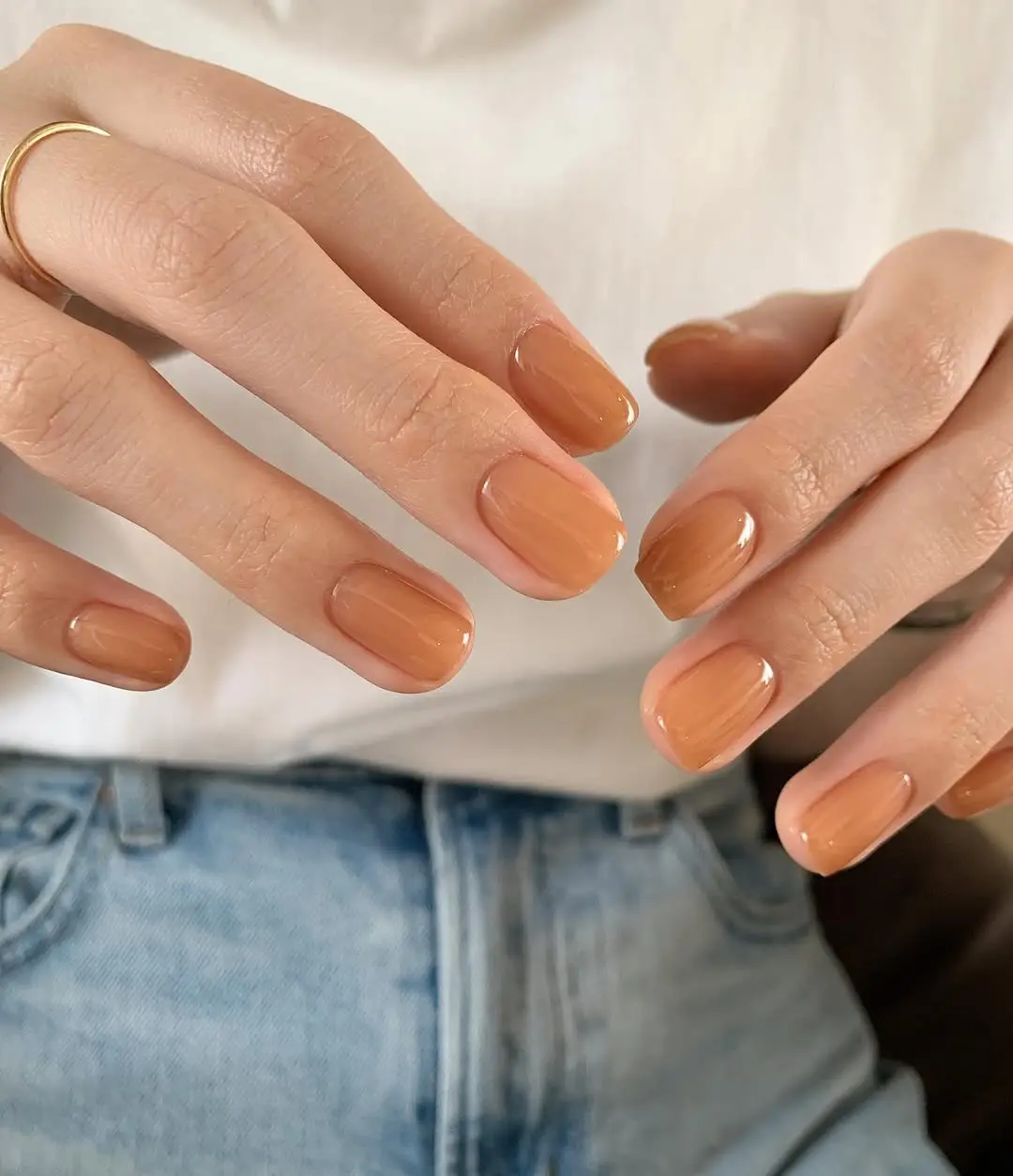 Sleek and Stylish Office-Ready Nail Look