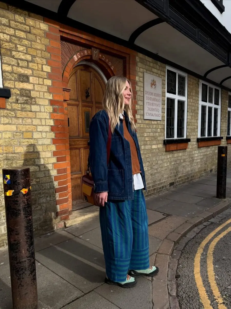 Casual palazzo pants for a chic urban vibe