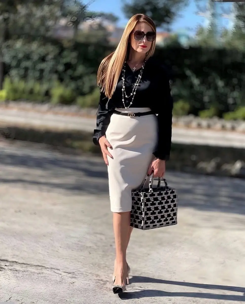Elegant Pencil Skirt Ensemble with Classic Accessories