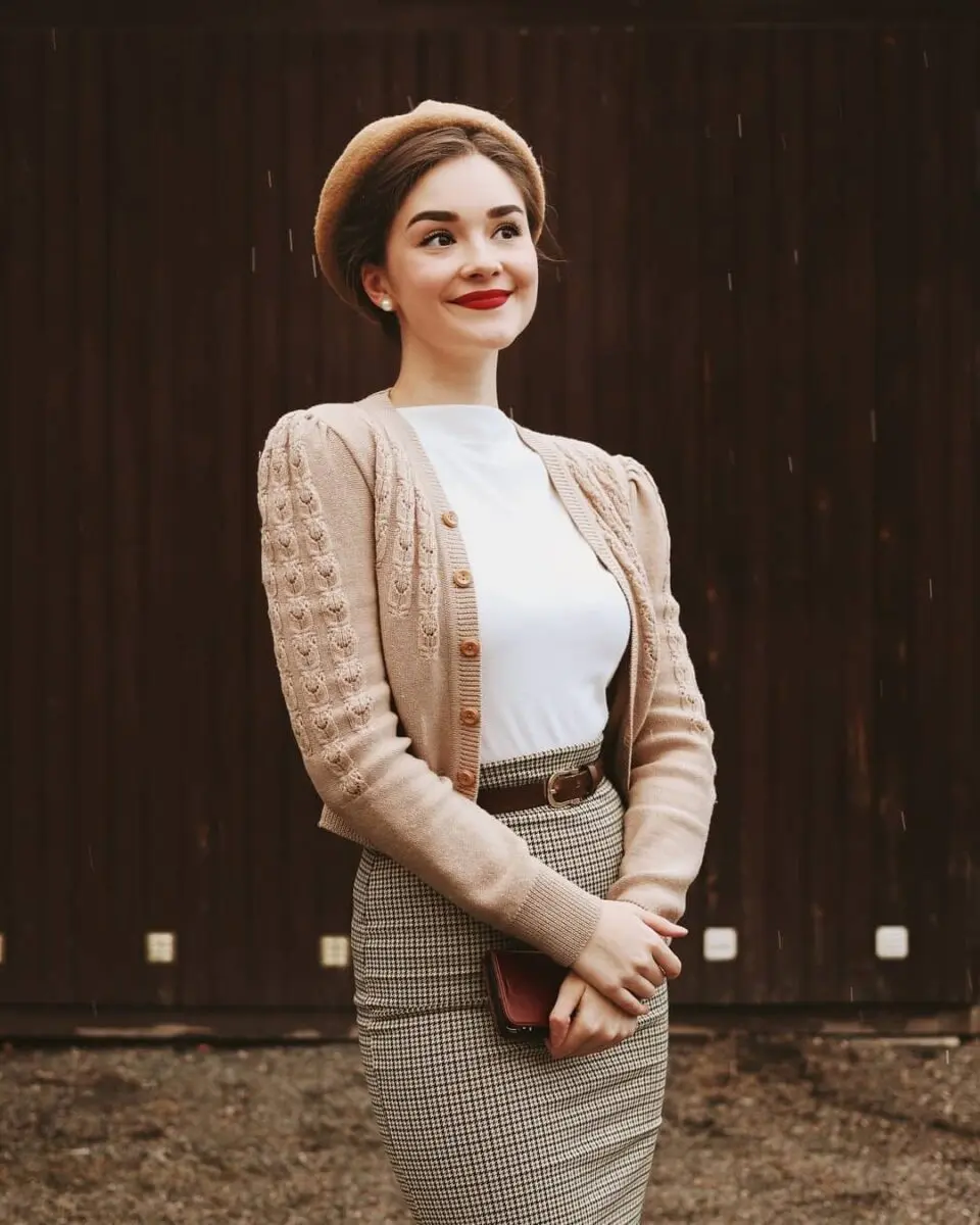 Chic pencil skirt and cardigan pairing