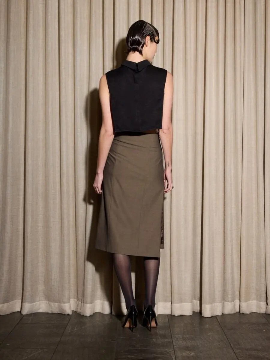 Chic and Tailored Pencil Skirt Outfit