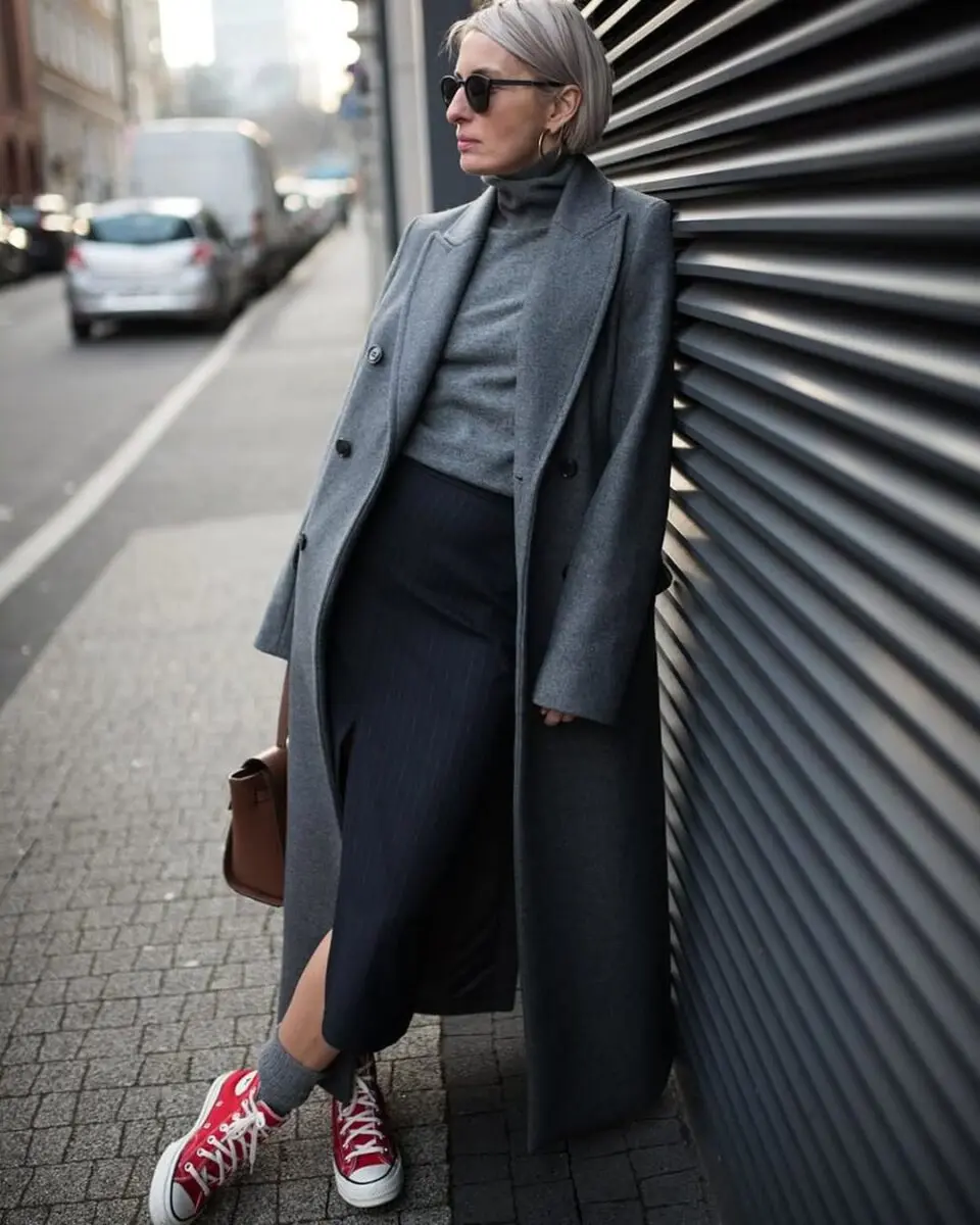 Chic Pencil Skirt Styled with Casual Edge