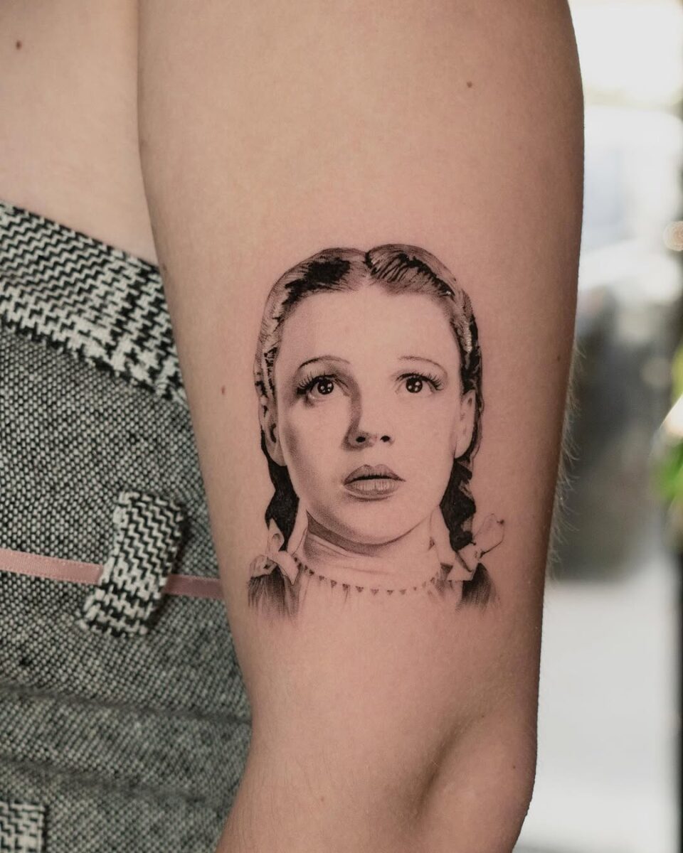 Stunning depiction of Dorothy from The Wizard of Oz