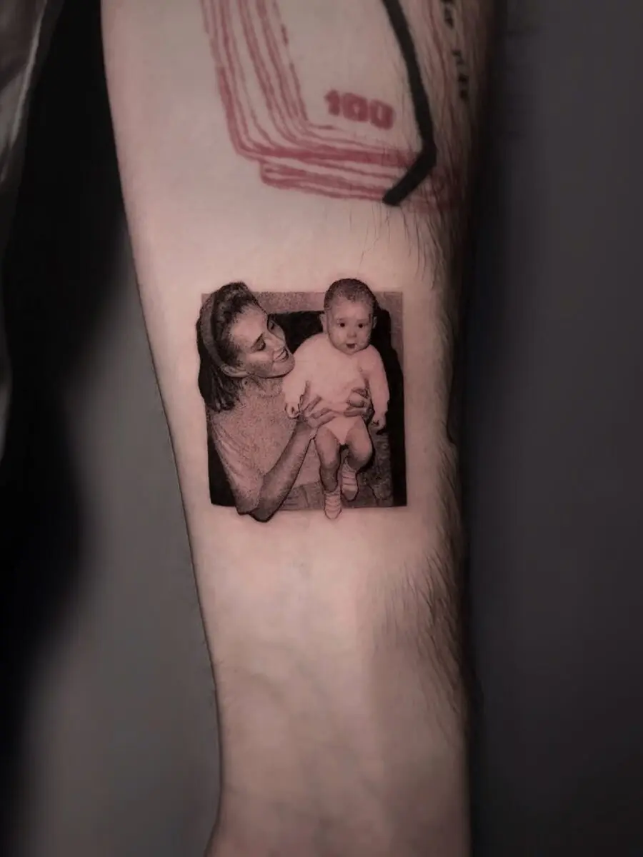 Emotional bond captured in ink