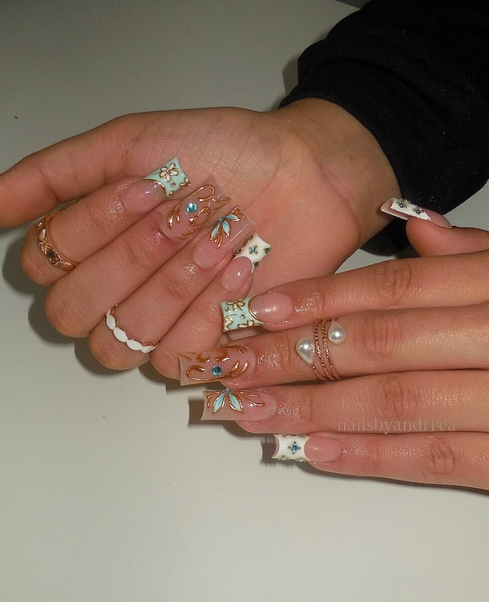 Elegant and Artistic Prom Nail Design