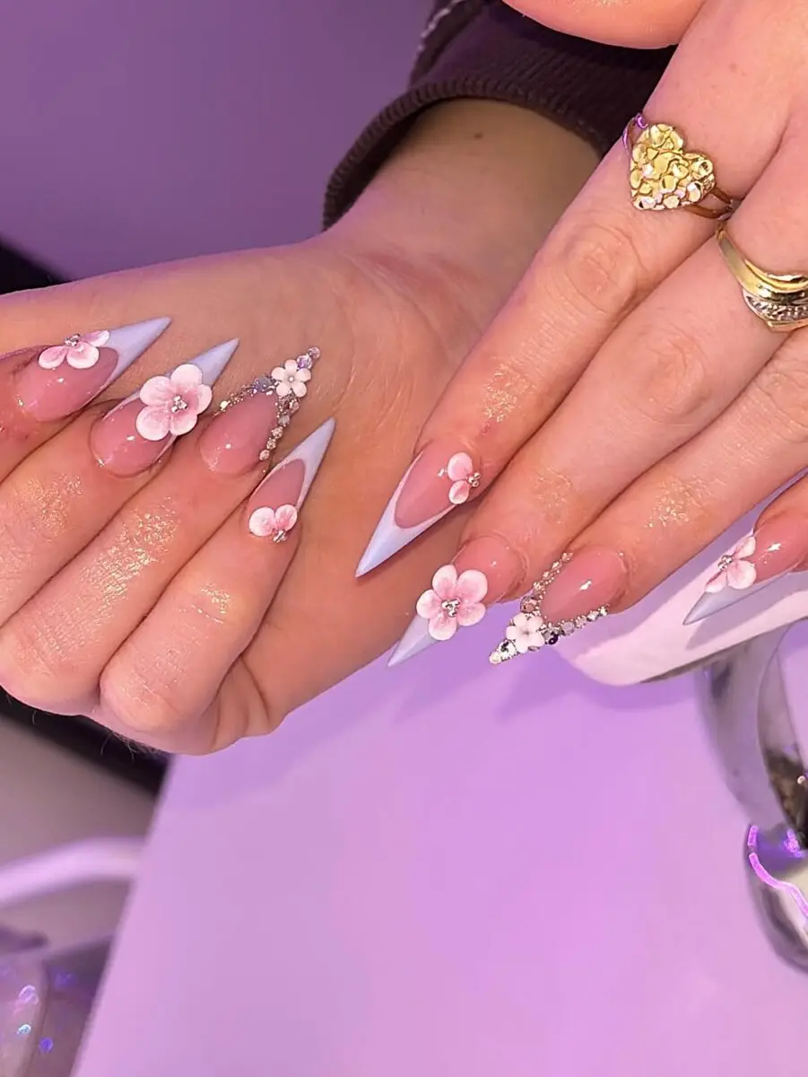 Chic floral designs for elegant prom nails