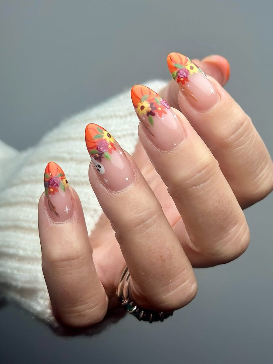 Charming autumn-inspired pumpkin nail art