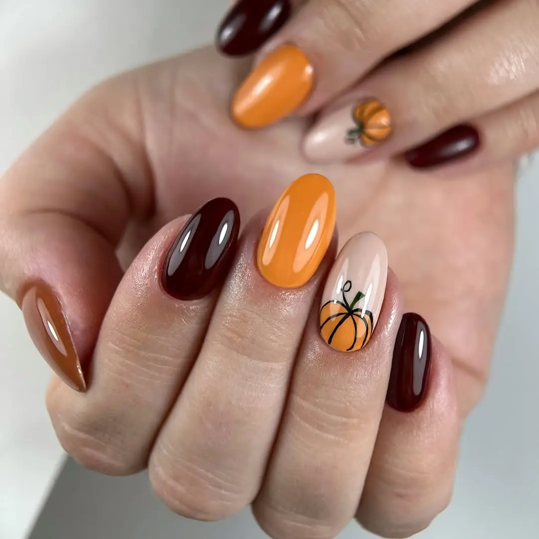 Chic Pumpkin Nail Art for Fall Vibes
