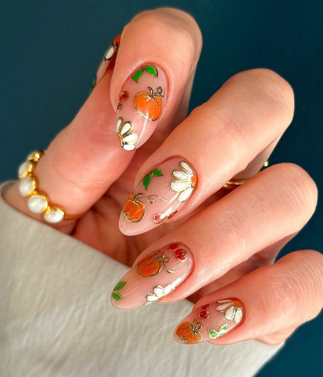 Charming Pumpkin and Floral Autumn Nail Art