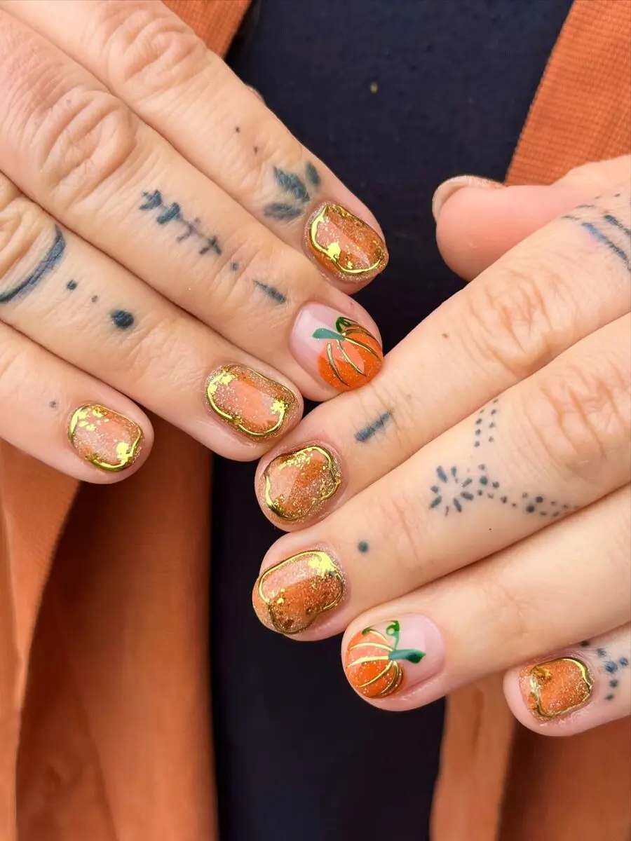 Charming pumpkin nails for autumn style inspiration
