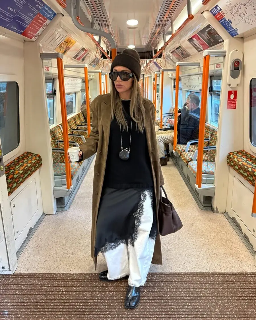 Chic and stylish rainy day look for transit