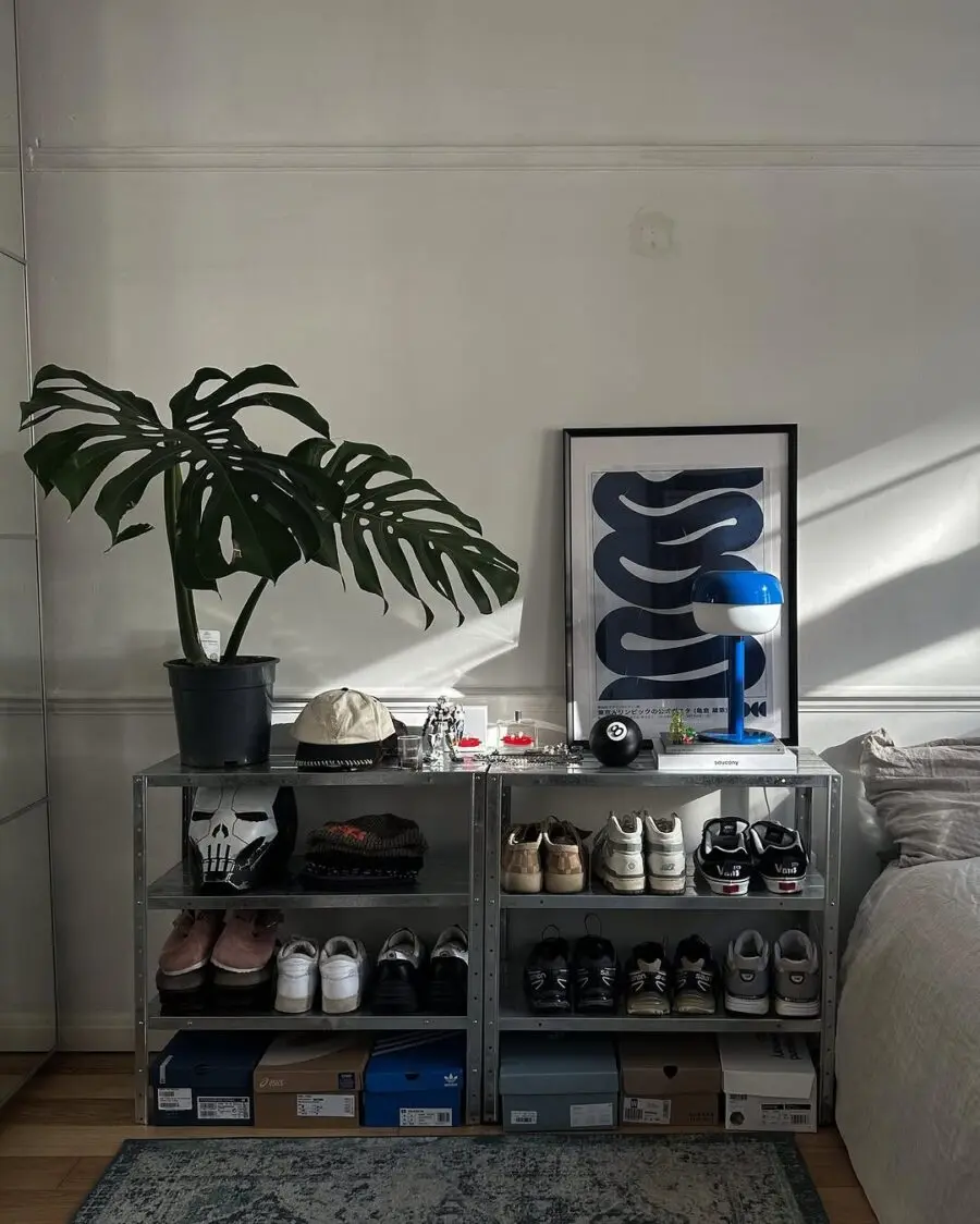 Sleek shoe storage with a natural touch