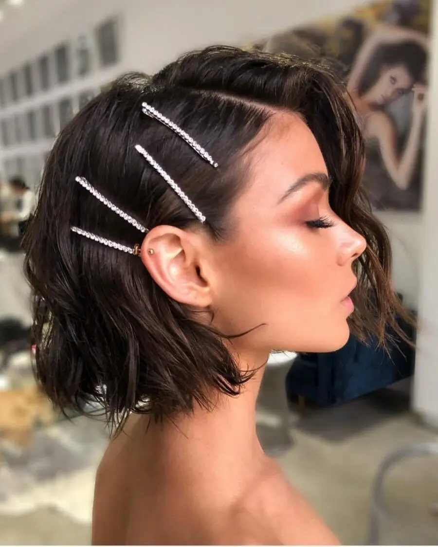 Chic Short Bob with Glam Hairpins