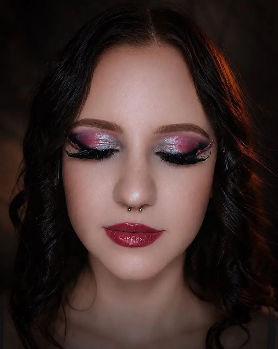 Vibrant Soft Grunge Makeup with Glitter Accents