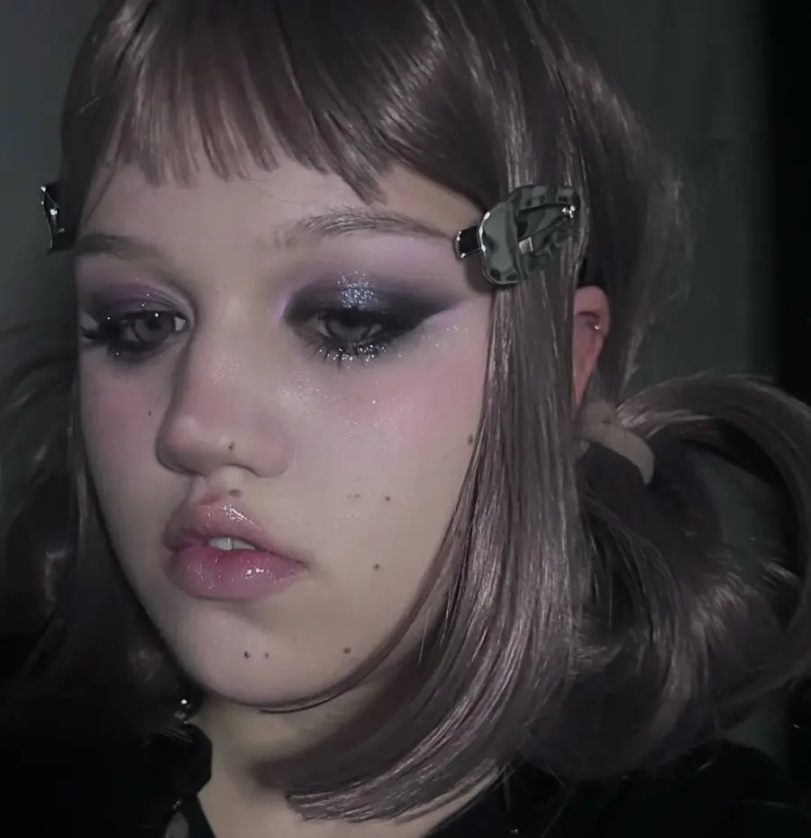 A captivating blend of soft and edgy tones