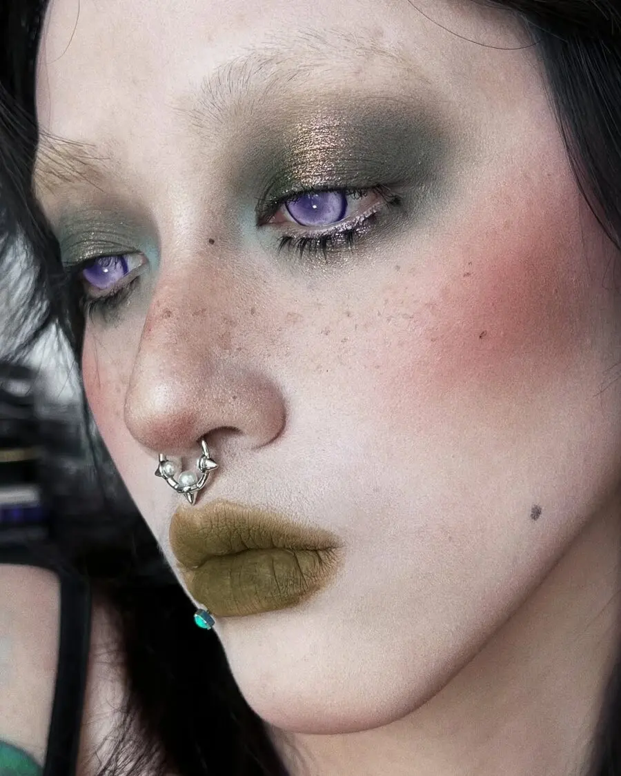Edgy olive green and glittery soft grunge look