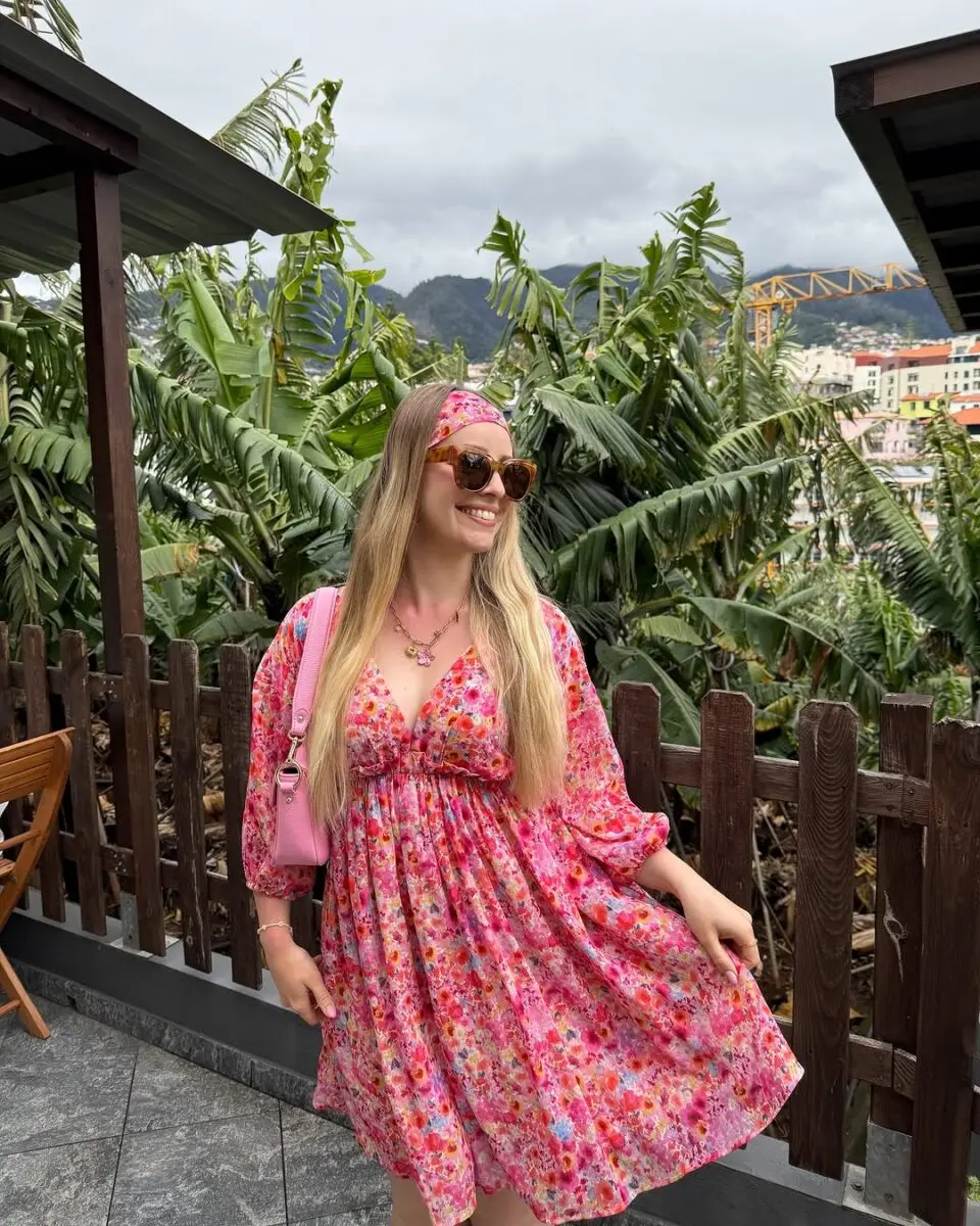 Charming Floral Dress Perfect for Spring Outings