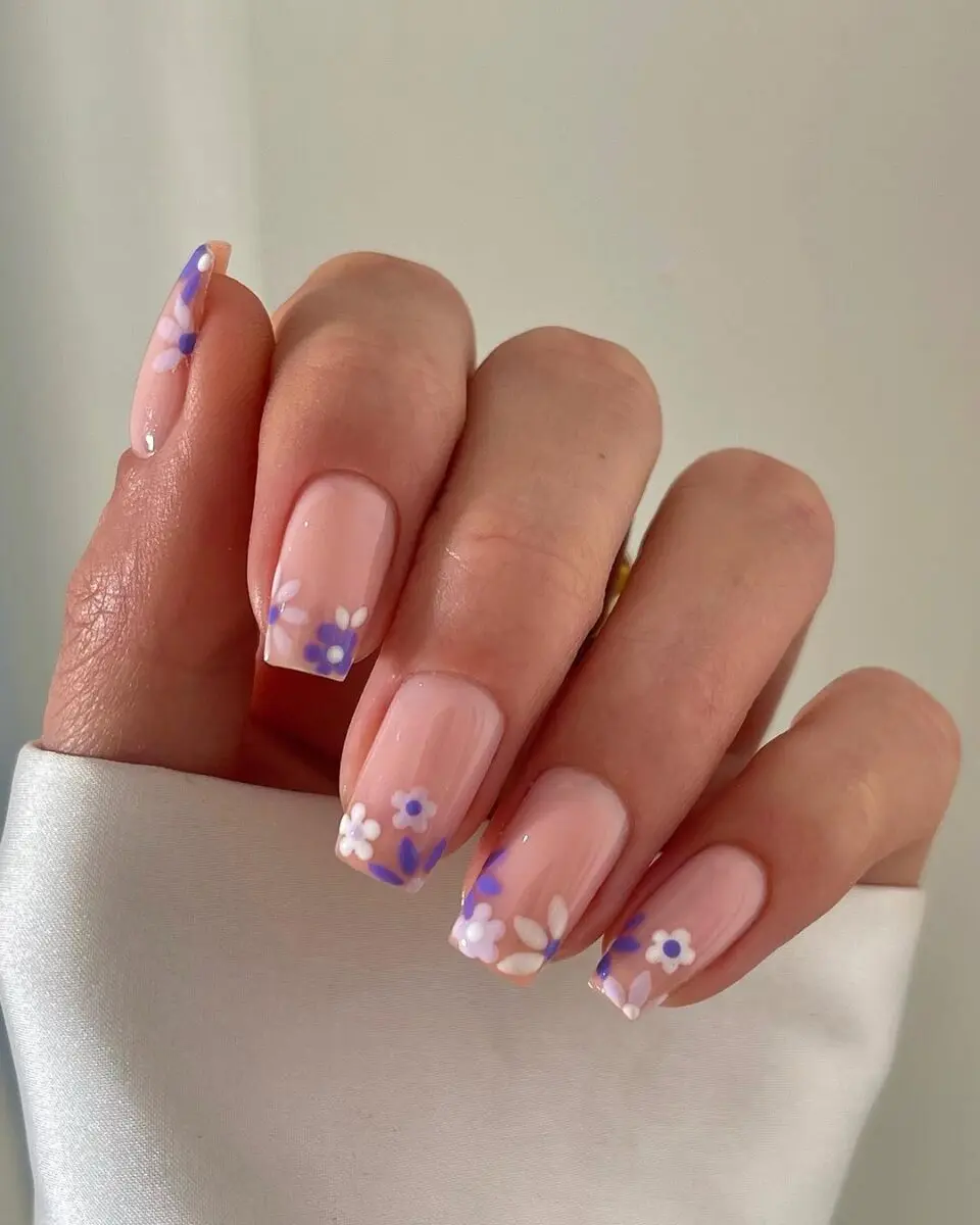 Charming floral spring square nails design