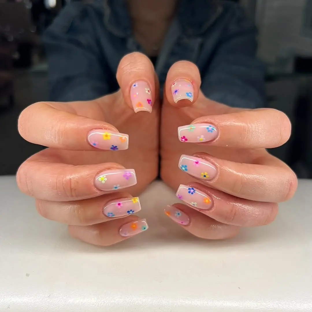 Delicate spring square nails with colorful flowers