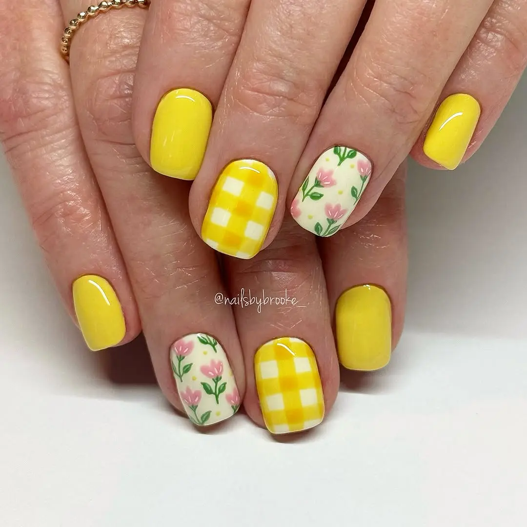 Bright and cheerful spring square nail art
