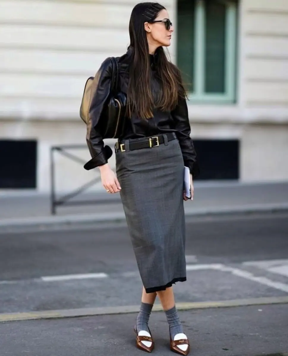 Chic Pencil Skirt Ensemble for Street Style