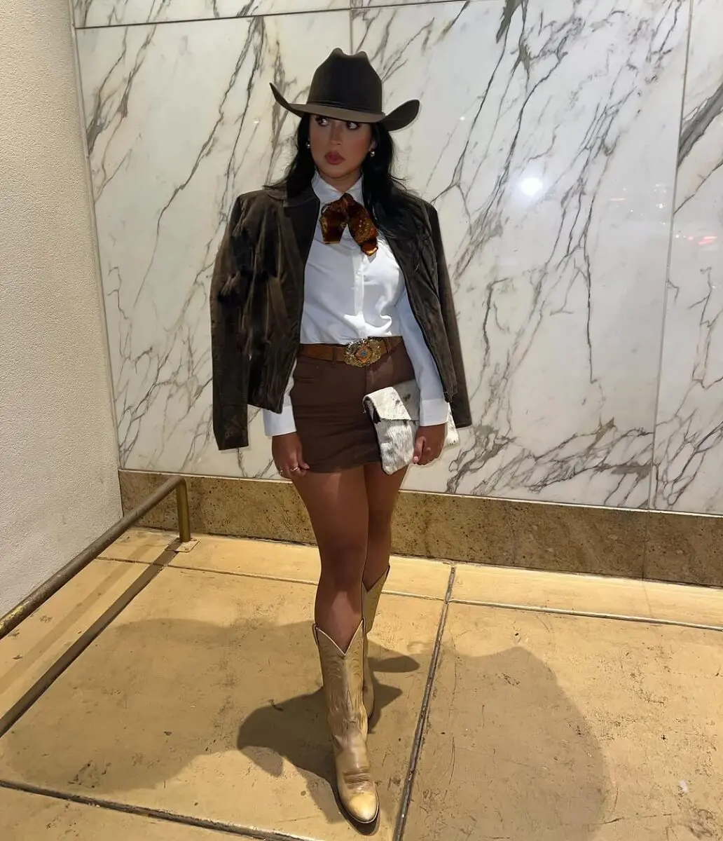 Chic Western Look with a Modern Twist