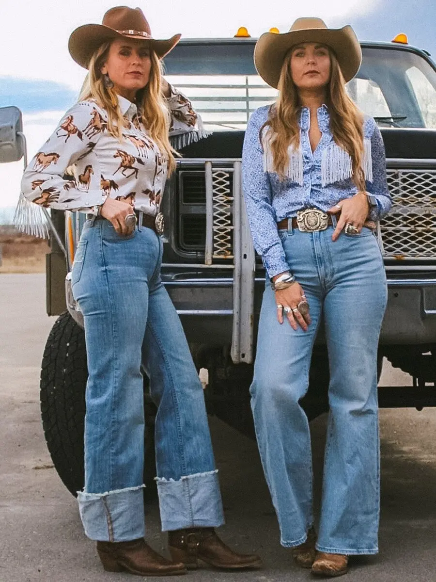 Stylish and bold cowgirl western outfits